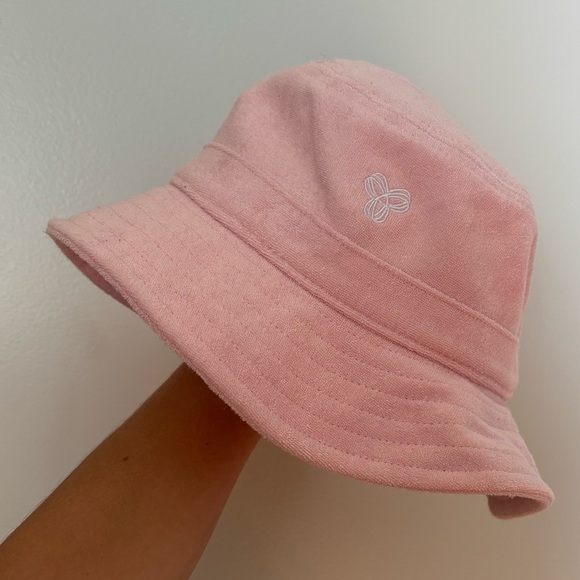TNA pink hat - Picture 1 of 1